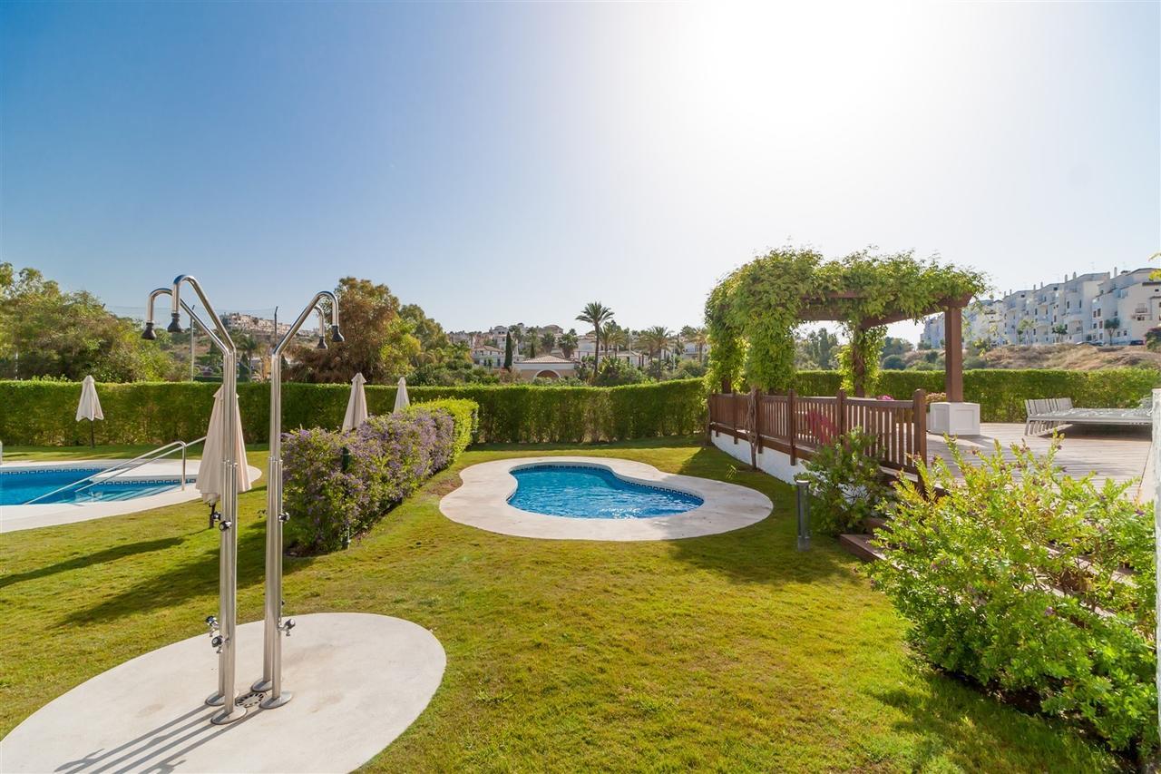 Golf Hill Estepona Canovas Exteriör bild