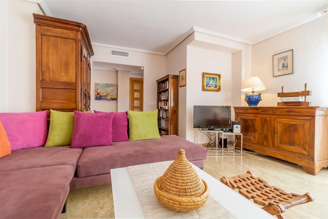 Golf Hill Estepona Canovas Exteriör bild